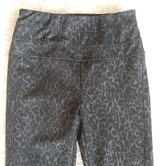 Jolt Leopard Print High-Waisted Legging Pant S Black Gray - Picture 9 of 16